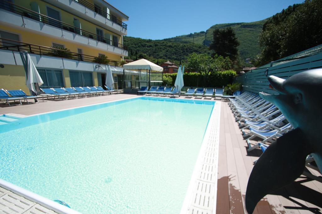 Hotel Miorelli Torbole Sul Garda Екстериор снимка
