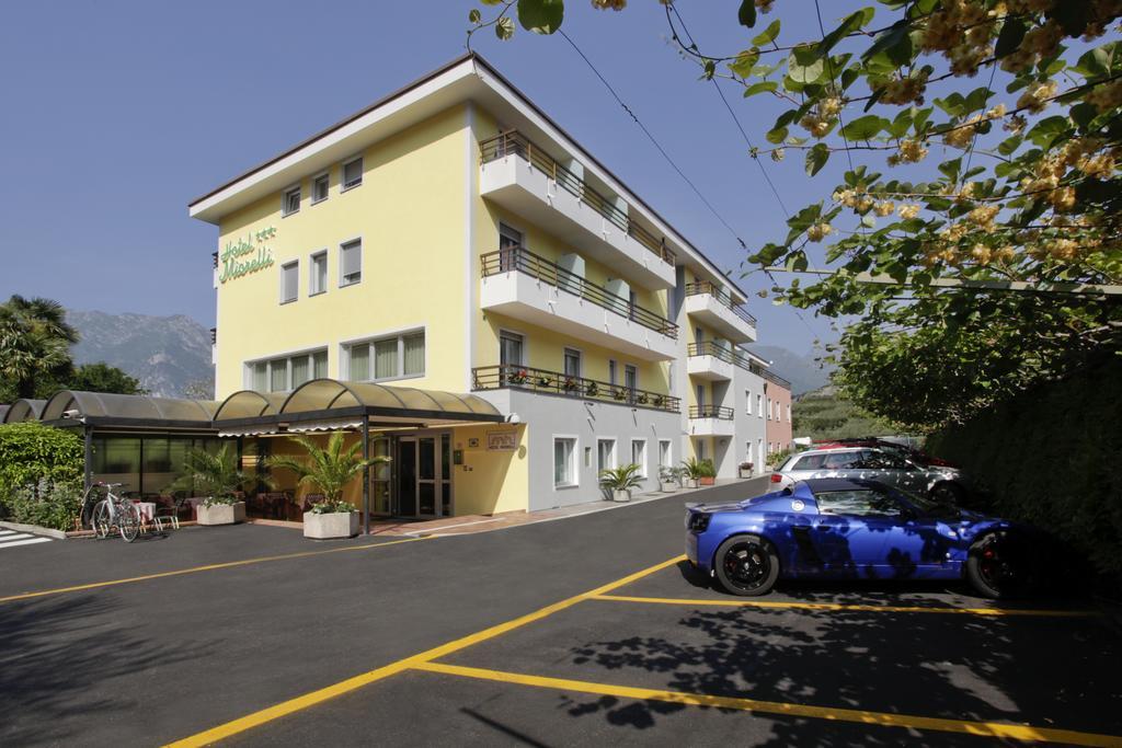 Hotel Miorelli Torbole Sul Garda Екстериор снимка
