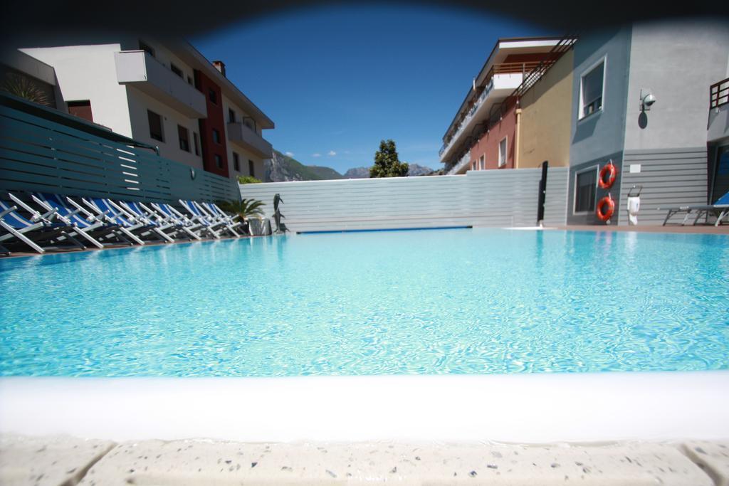 Hotel Miorelli Torbole Sul Garda Екстериор снимка