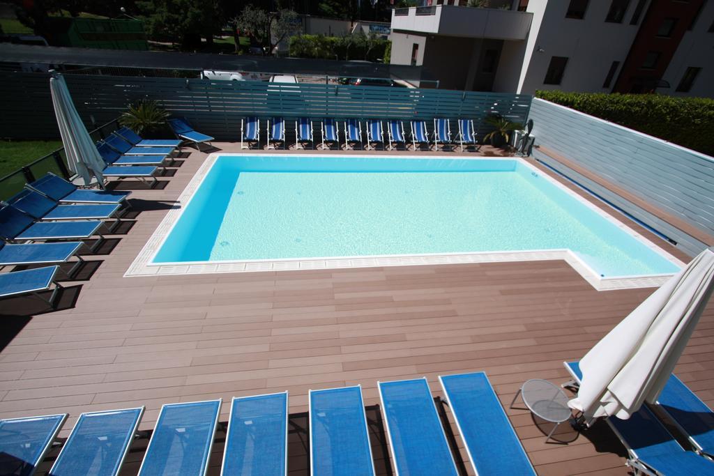 Hotel Miorelli Torbole Sul Garda Екстериор снимка