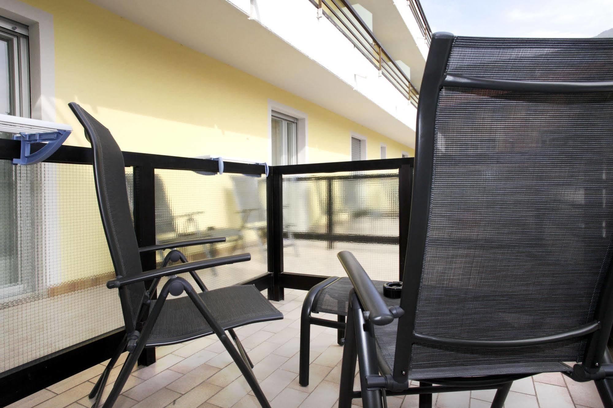 Hotel Miorelli Torbole Sul Garda Екстериор снимка